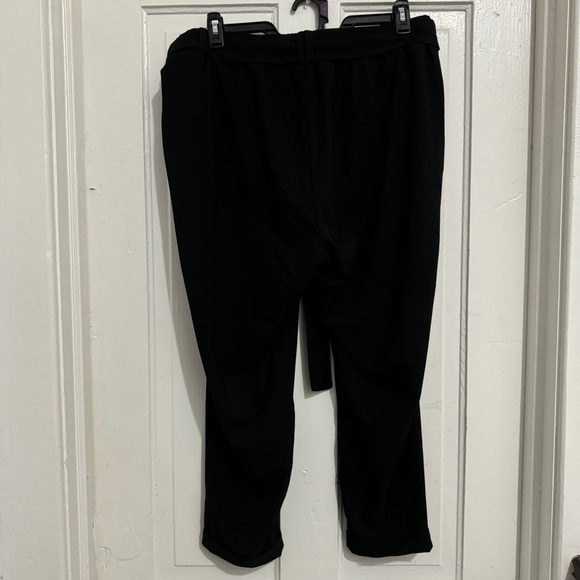 Torrid | Pull-On Taper Stretch Crepe High-Rise Tie-Front Pant | Size 18 regular - Picture 8 of 8